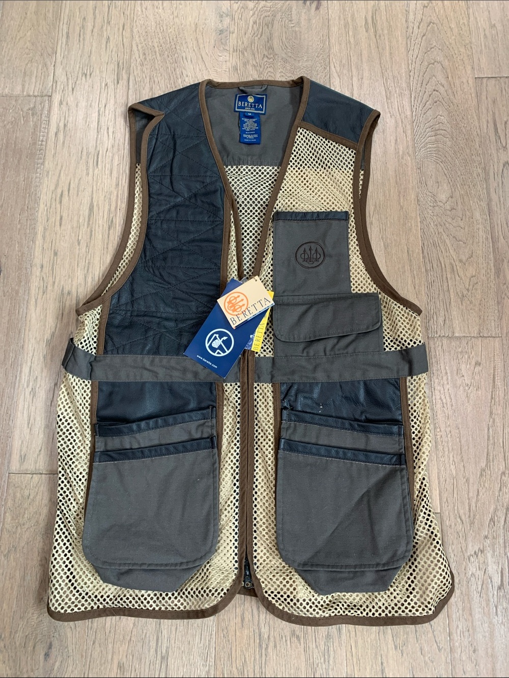 NWT Beretta Mesh Shooting Vest Size Mediums